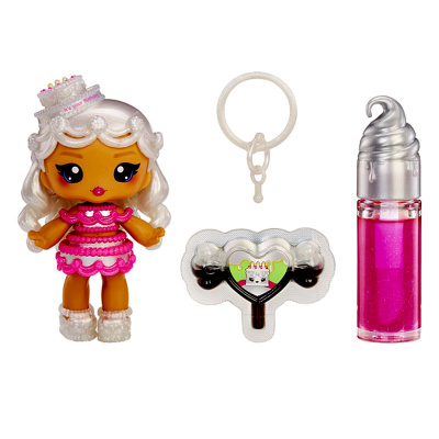 Игровой набор Yummiland  Кукла Мисти Кейкс с блеском для губ MGA 69576 1